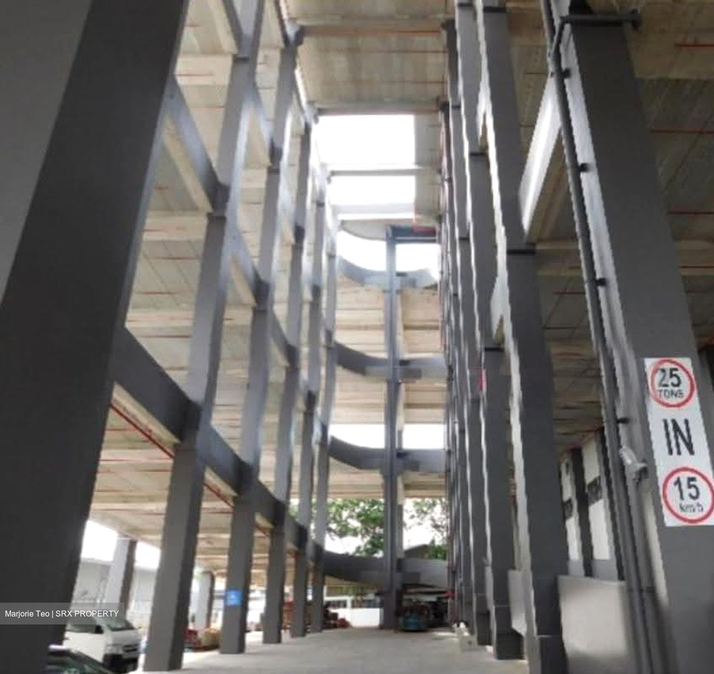 Chin Bee Avenue (D22), Warehouse #638721571
